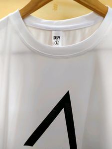 Beautiful White Tshirt For Men And Women