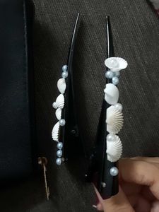 TRENDY SEASHELL HAIRPINS