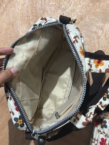 Kipling Floral Bag 🌸🌿💕