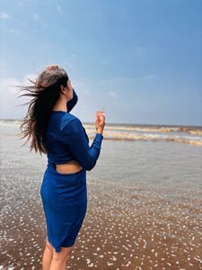 Elegant Blue Midi Dress