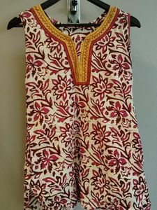 Floral Print short kurti