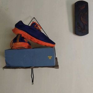 Fila Blue and Orange Sneakers