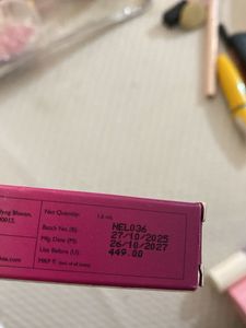 NYKAA Stardust Chrome Eyeliner