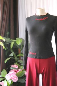 Fitted Black Top