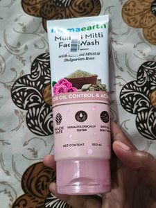 Mamaearth Multani Mitti Face Wash