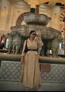 Elegant Beige Blazer Dress