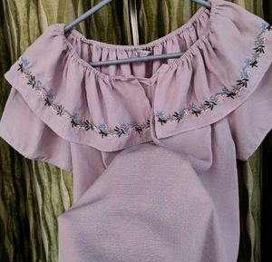 Pale Lilac Coloured Ruffly Bertha Collared Top 💖