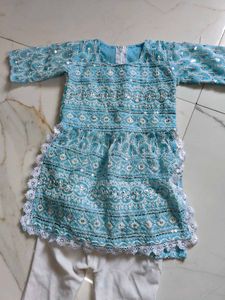 Girls' Embellished Kurti Set