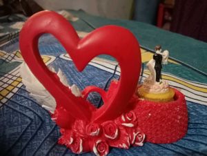Love Couple Showpiece ❤️ Shape