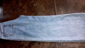 Straight Fit Baggy Jeans