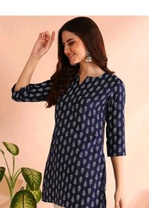 EVERYDAY TUNIC