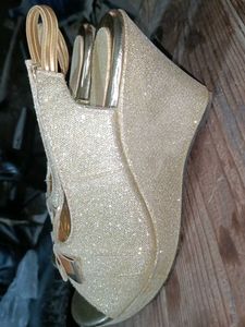 Sparkling Gold Slingback Heels