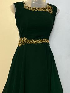 Pintrest padded green designer party wear gown