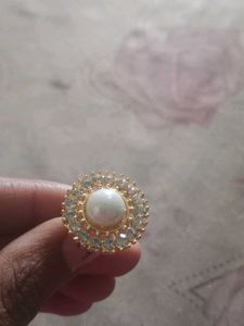 Elegant Pearl and Crystal Ring