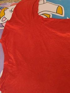 red short length tshirt oversized
