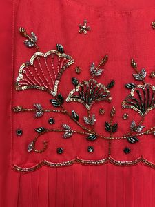 Red Embellished Kurta With Plain Duppatta