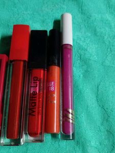 Beautiful Colour Lipsticks 💄💄