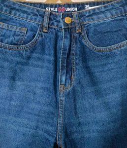 Brand New Straight Jeans👖