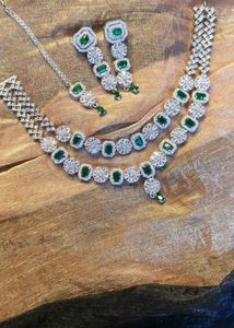 Emerald &amp; Diamond Jewelry Set - Necklace, Earrings