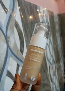 Mamaearth Hydra-Glow Foundation