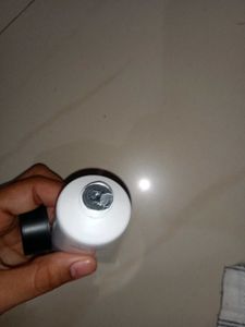 Minimalist moisturiser Vitamin B5