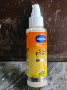 Vaseline Sun Protecting &amp; Cooling Body Lotion With Spf15