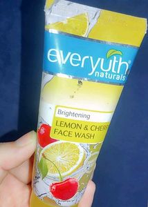 Everyuth Face Wash