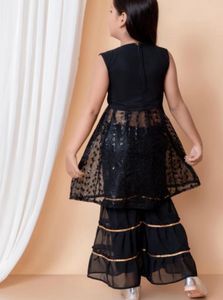 Girls&#39; Black Embroidered Outfit