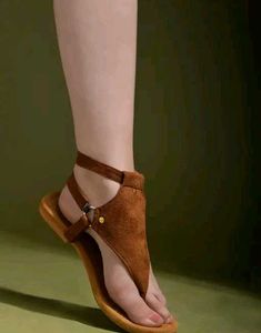 👍🏻Branded Ankle Strap Flat Sandal For Women&#39;s 😎