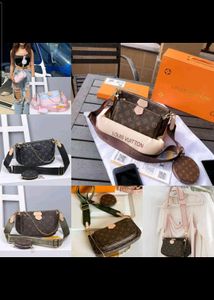 Louis VUITTON Slingbags