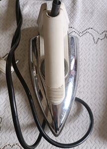 Philips Electric Iron Press