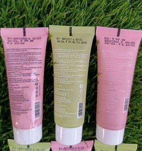 Dot &amp; Key Face Wash
