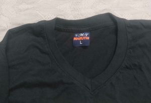 Black Colour Design Full Hand V-neck T-shirt