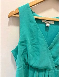 Forever 21 Green Sleeveless Dress