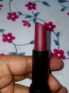 ELLE 18 Color Pops Matte Lipstick