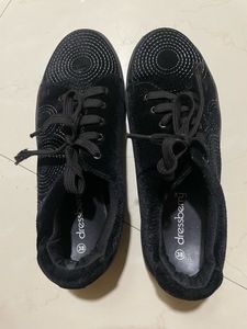 Velvet Finished Casual Shoes