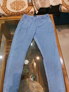 BLUE MOM JEANS