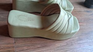 Ladies Footwear Size 7
