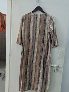 Elegant Striped Floral Kurta