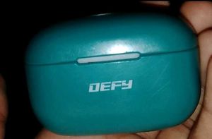 Defy Wireless Earbuds - Turquoise