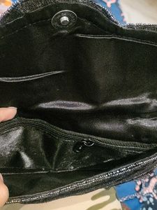 Handwork Clutch With Sling