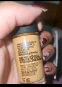 M•A•C Studio Fix Fluid