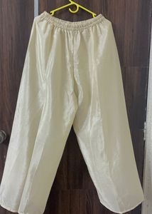 Ivory cream Embroidered Ethnic kurta set