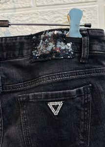 🇺🇸Guess Imported Black Jeans
