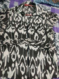 Cotton Printed Top With Zip