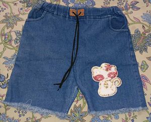 Girl's Denim Shorts w/ Cute Patch
