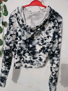 Tie-dye Crop Hoodie