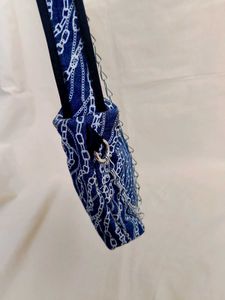 Sling Bag