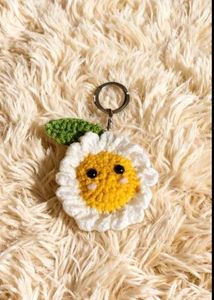 Daisy Flower Keychain