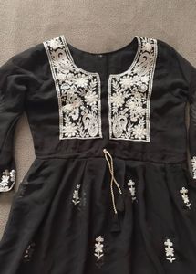 Black Embroidered Chiffon Kurta